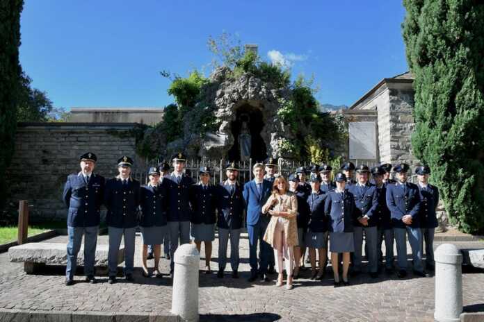 questura lecco 30 anni