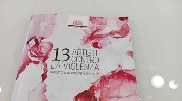 Tredici quadri nei negozi di Lecco per dire basta alla violenza sulle donne Dona un quadro alla città Lecco violenza sulle donne