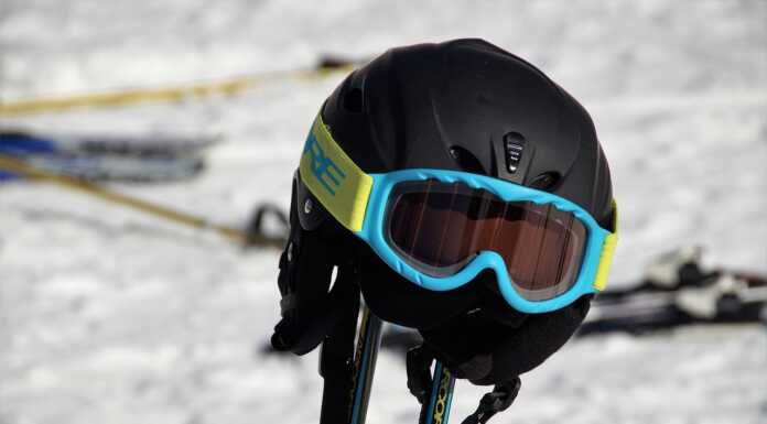 Sci. Da quest’anno sulle piste obbligo del casco per tutti Casco sci