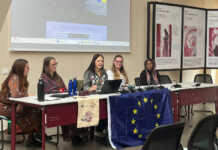 Gli studenti del Bertacchi raccontano l’Europa all’Officina Badoni Incontro Erasmus+ studenti Bertacchi in Officina Badoni