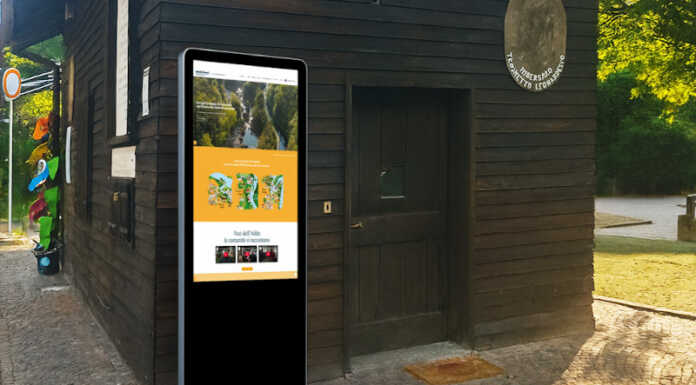 Totem a Imbersago e installazione a Paderno: due inaugurazioni con Identità fluenti