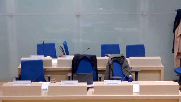 Merate_consiglio_comunale_novembre_aula_abbandonata