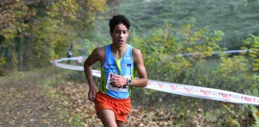 Corsa campestre. Rayan El Azzouzi (Cadetti) vince in volata la 93^ Cinque Mulini Rayan El Azzouzi