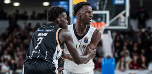 Basket Serie A. Il “derby dei Niang” lo vince Saliou Trento Sailou Cheickh Niang 20251102