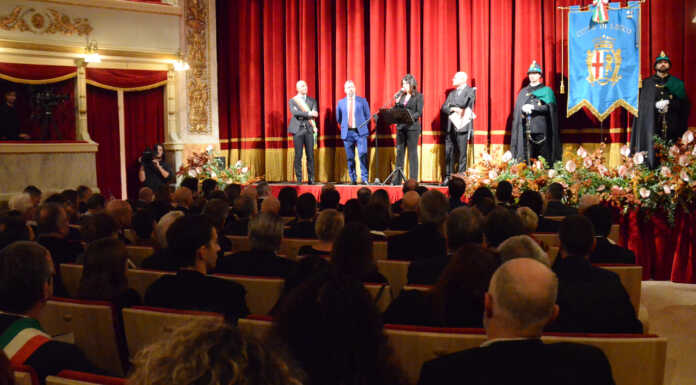 Teatro della Società. Dopo 8 anni di lavori si riapre il sipario: “Che meraviglia!”
