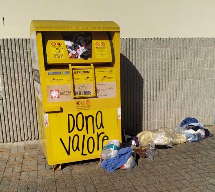 cassonetti raccolta tessile-2025