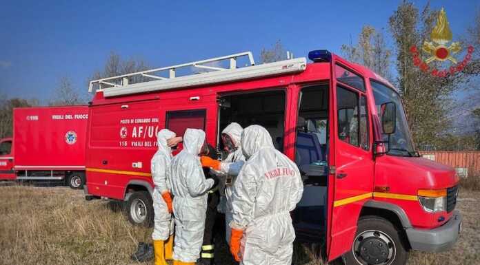Valmadrera: esercitazione dei Vigili del Fuoco presso l’Azienda Collini esercitazione vigili del fuoco 2025-11-08
