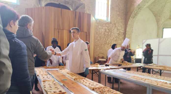 Monastero della Bernaga: raccolti oltre 4mila euro con la focaccia alla luganega