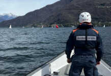 Guardia Costiera salva kitesurfista in difficoltà a Dervio guardia costiera lago como
