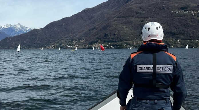 Guardia Costiera salva kitesurfista in difficoltà a Dervio guardia costiera lago como