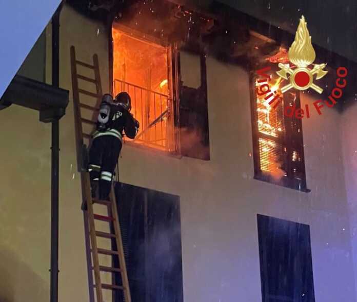 incendio ponte lambro