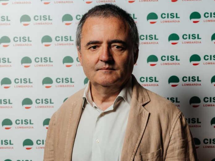 Mirco Scaccabarozzi, segretario generale della CISL Monza Brianza Lecco Mirco Scaccabarozzi, segretario generale della CISL Monza Brianza Lecco