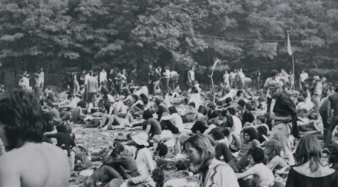 A Palazzo Paure la mostra fotografica ‘L’altra faccia della luna’, dedicata al Festival Rock