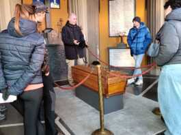 A Lecco una mummia tra “le più belle del mondo”. Molto partecipate le visite al cimitero