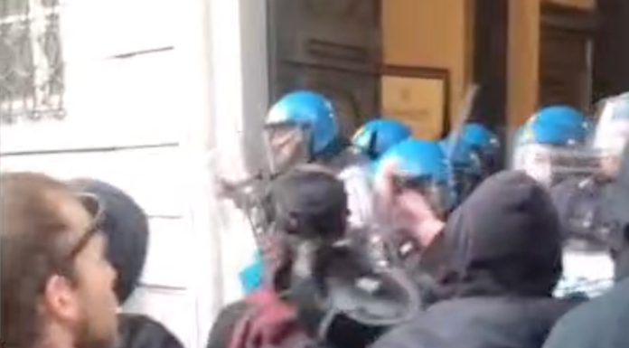 Scontri fuori dal Municipio di Lecco, Rifondazione: “Al fianco degli antifascisti”