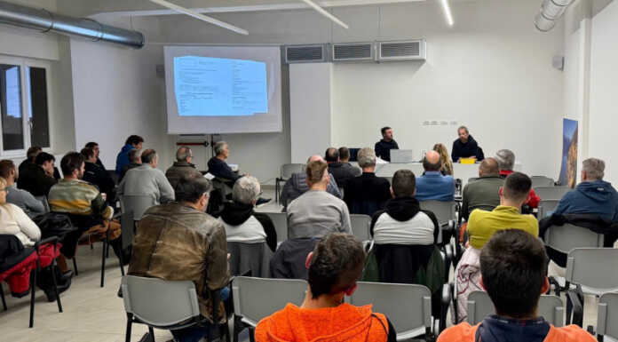 Dervio apre il ciclo di incontri sul bosco: grande partecipazione alla prima serata taglio bosco incontro dervio comunità montana