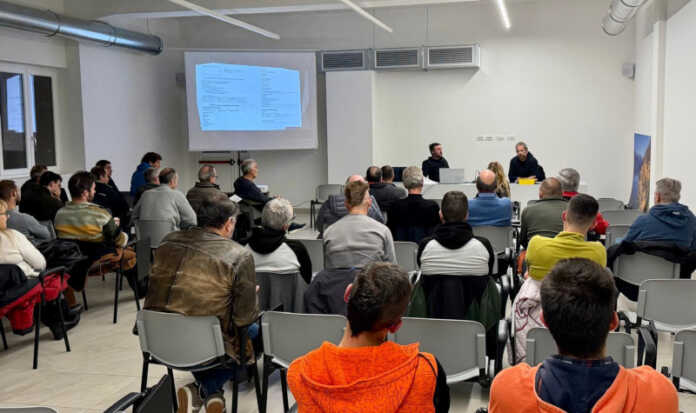 taglio bosco incontro dervio comunità montana