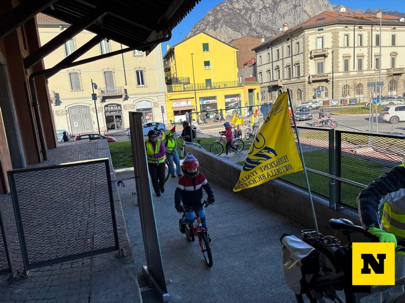 Piedibus Lecco festa Natale