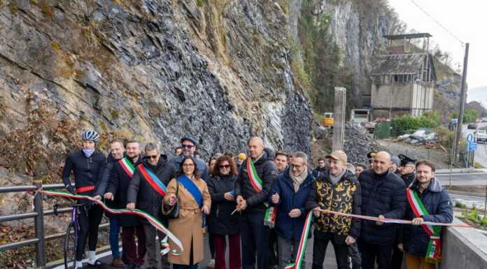 Perledo inaugura lo svincolo di Riva di Gittana: unirà SP72 e Strada del Verde perledo-inaugurazione-svincolo-riva-di-gittana