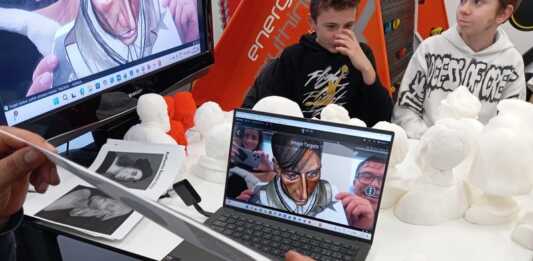 L’arte diventa tattile: Politecnico e studenti fanno nascere sculture inclusive con l’AI arte al tatto politecnico lecco laboratorio ai stampante 3D Collegio Volta