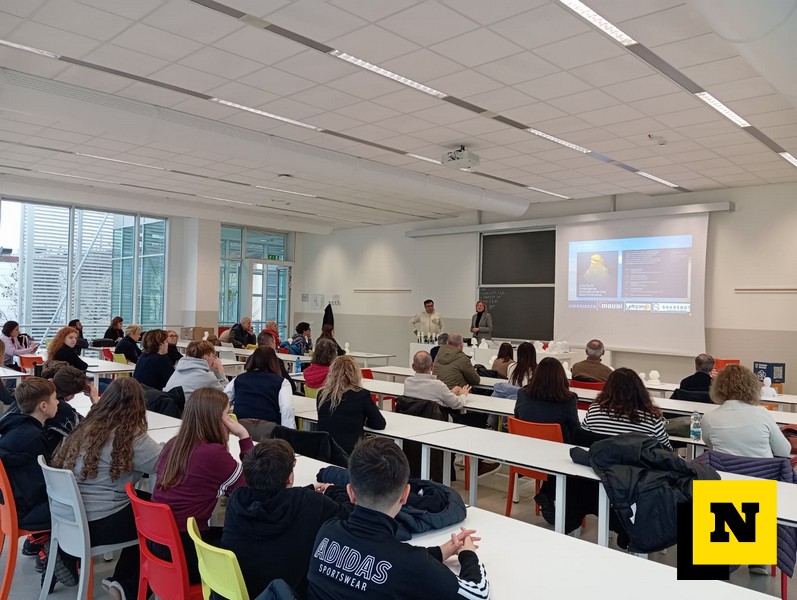 Politecnico lecco progetto arte al tatto