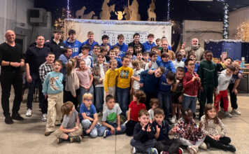 Basket. Che successo per la festa di Natale del Minibasket Lecco! BASKET LECCO gruppojpgBASKET LECCO gruppojpg