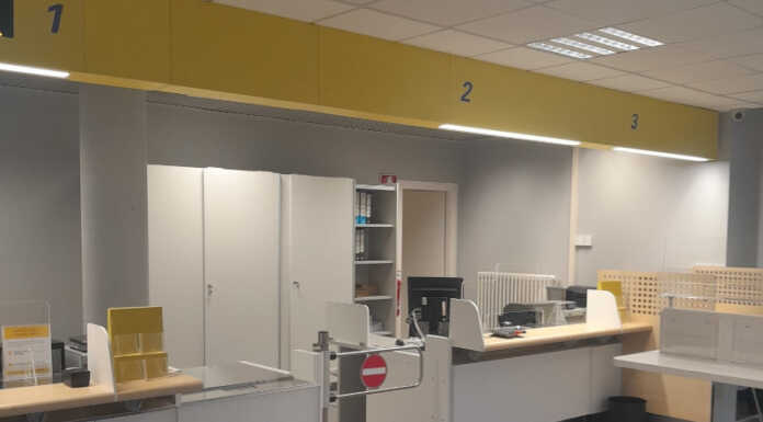 Nuovamente operativo l’ufficio postale di Calco dopo gli interventi Polis