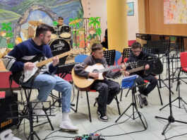 Cernusco, applausi ed emozioni al concerto di natale della Scuola di musica “Suonare suonare”