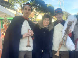 Colle ha acceso il Natale tra mercatini, presepi e l’accensione dell’albero