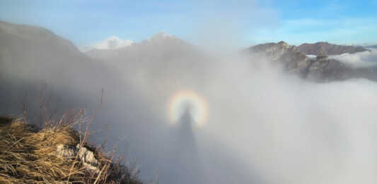 Un fantasma sul Moregallo? Fotografato lo spettro di Brocken… Spettro di Brocken al Moregallo