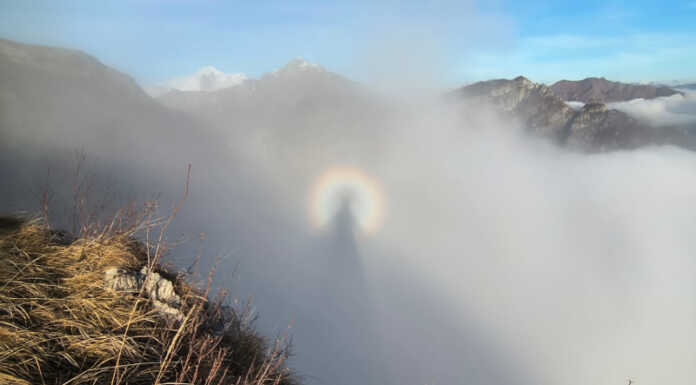 Un fantasma sul Moregallo? Fotografato lo spettro di Brocken… Spettro di Brocken al Moregallo