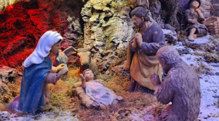 Lecco, successo per la mostra dei presepi in Torre Viscontea