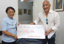 Luis è tornato nell’orfanotrofio dove è nato: emozioni e lacrime per la consegna solidale