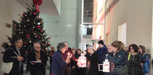 La luce della pace di Betlemme è arrivata a Merate con “La luce che r-esiste”