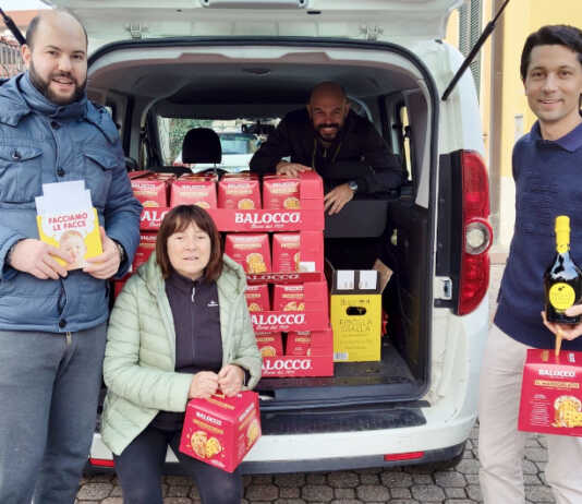 A Rogeno panettoni per gli Over 75 e per i nuovi nati del paese