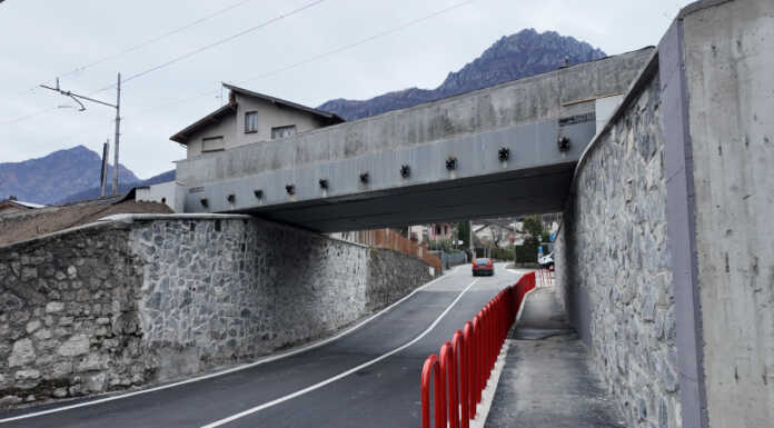 Abbadia. Conclusi i lavori al sottopasso: “Doppio senso e pedoni in sicurezza”