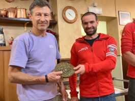 80 partecipanti alla cena di Natale dei maglioni rossi, il ‘Ragno d’oro’ a Luca Passina ragno d'oro-luca passina