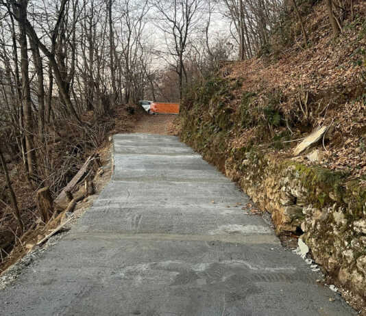 Colico. Fontanedo–Rusico, ultimi ritocchi: da giovedì la strada riapre al transito Colico strada Fontanedo Rusico messa in sicurezza