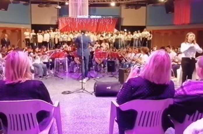 concerto_natale_medie_calolzio_20251213_00001