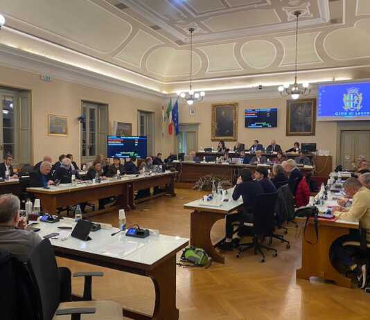 Hub dei bus, esproprio di via Castagnera: il Comune tira dritto, nonostante le polemiche