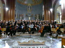 A Varenna tutto pronto per il Grande Concerto di Natale