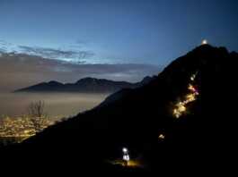 La fiaccolata del gruppo M.U.L.A. illumina il Monte Barro