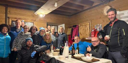 Cai Ballabio. In tanti per la tradizionale fiaccolata alla baita di Bongio