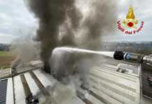 Lomagna, completamente spente le fiamme nello stabilimento RONCALab