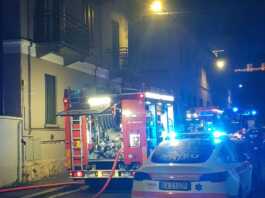 Vigili del Fuoco in azione per un incendio in via Bezzecca