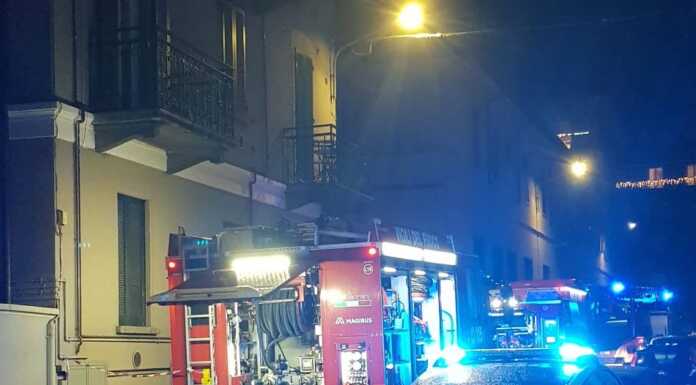 Vigili del Fuoco in azione per un incendio in via Bezzecca