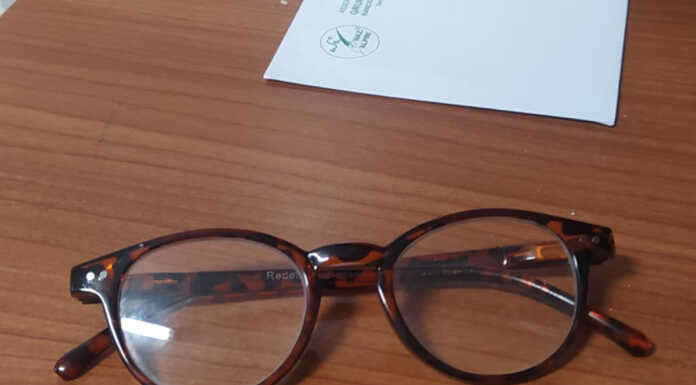 Occhiali smarriti alla fiaccolata del 23 dicembre al San Martino: appello degli Alpini