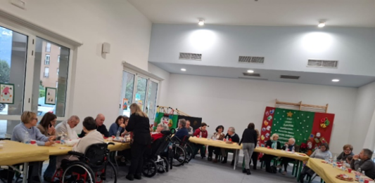 Valmadrera. Successo per il pranzo di Natale in famiglia al Polo “Oltre Noi”