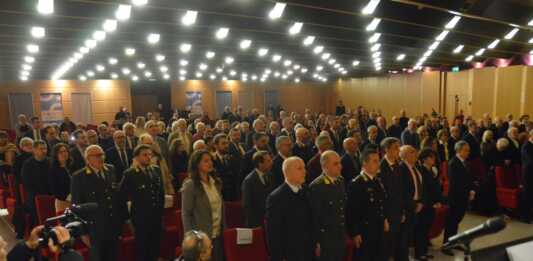 Il Prefetto consegna quattro Onorificenze dell’Ordine al Merito della Repubblica Italiana