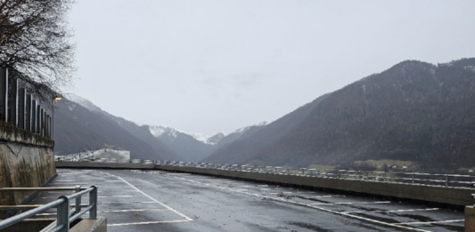 Premana apre il rinnovato e ampliato parcheggio multipiano di via Roma Premana parcheggio multipiano